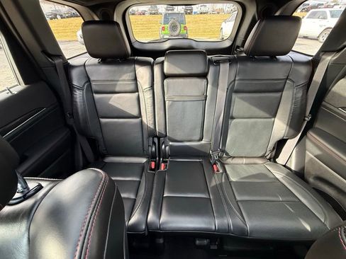 Used 2021 Jeep Grand Cherokee Trailhawk w/ Trailhawk Luxury Group image 27