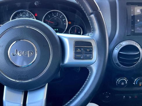 Used 2016 Jeep Wrangler Unlimited Sport AWD/4WD image 25