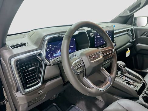 New 2026 GMC Canyon Elevation RWD image 9
