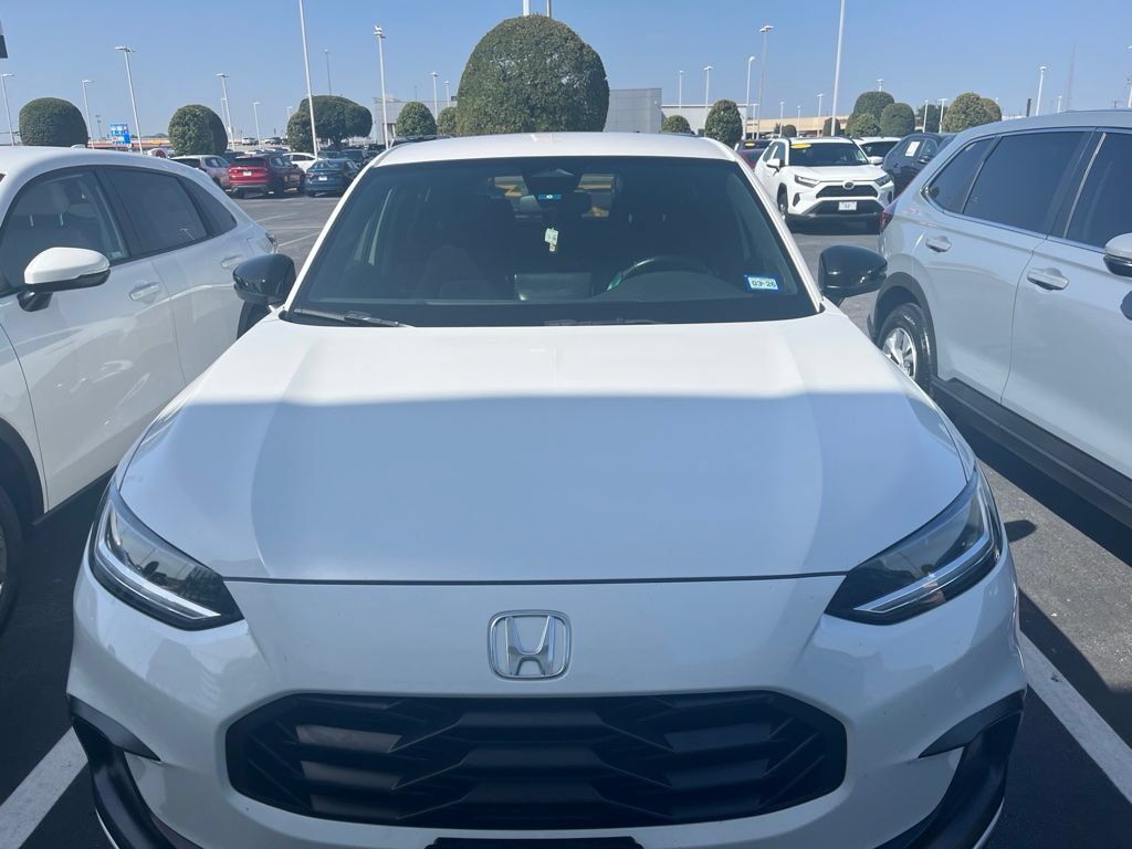 Used 2024 Honda HR-V Sport image 2