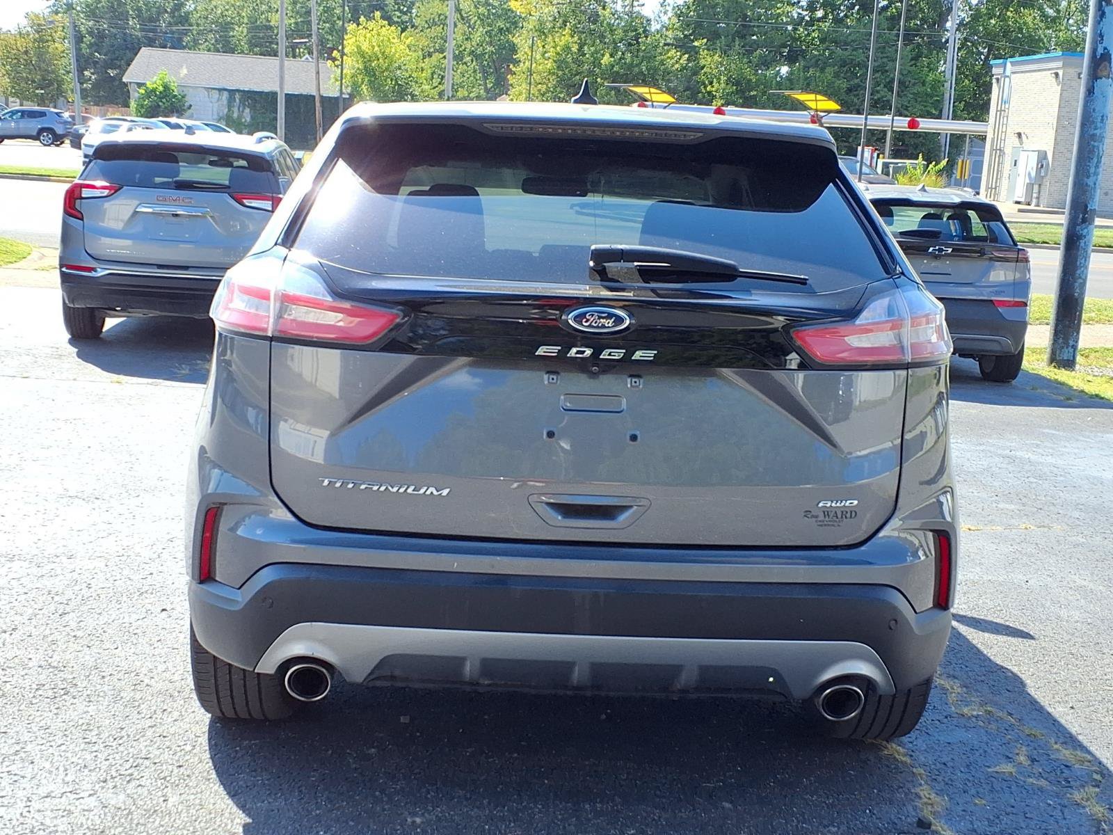 Used 2022 Ford Edge Titanium AWD/4WD image 20