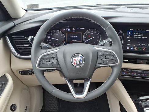 Certified 2022 Buick Envision Avenir w/ Technology Package II AWD/4WD image 9