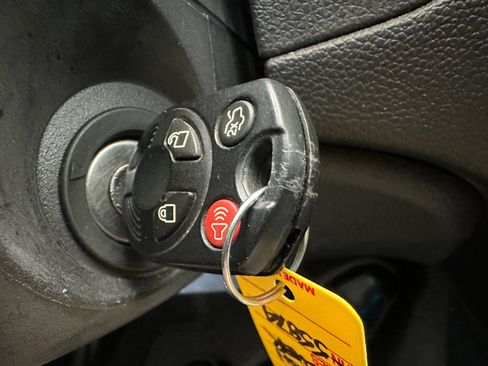 Used 2010 Ford Fusion SEL image 38