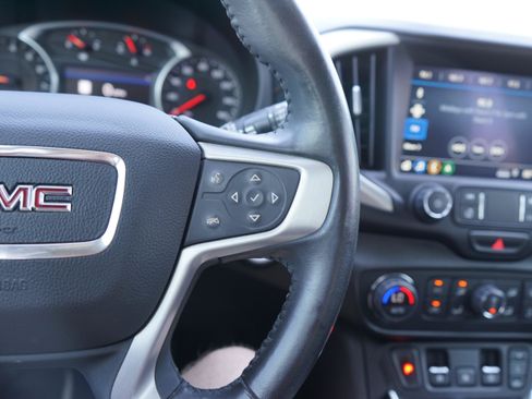 Used 2021 GMC Terrain SLE w/ Driver Convenience Package FWD image 12