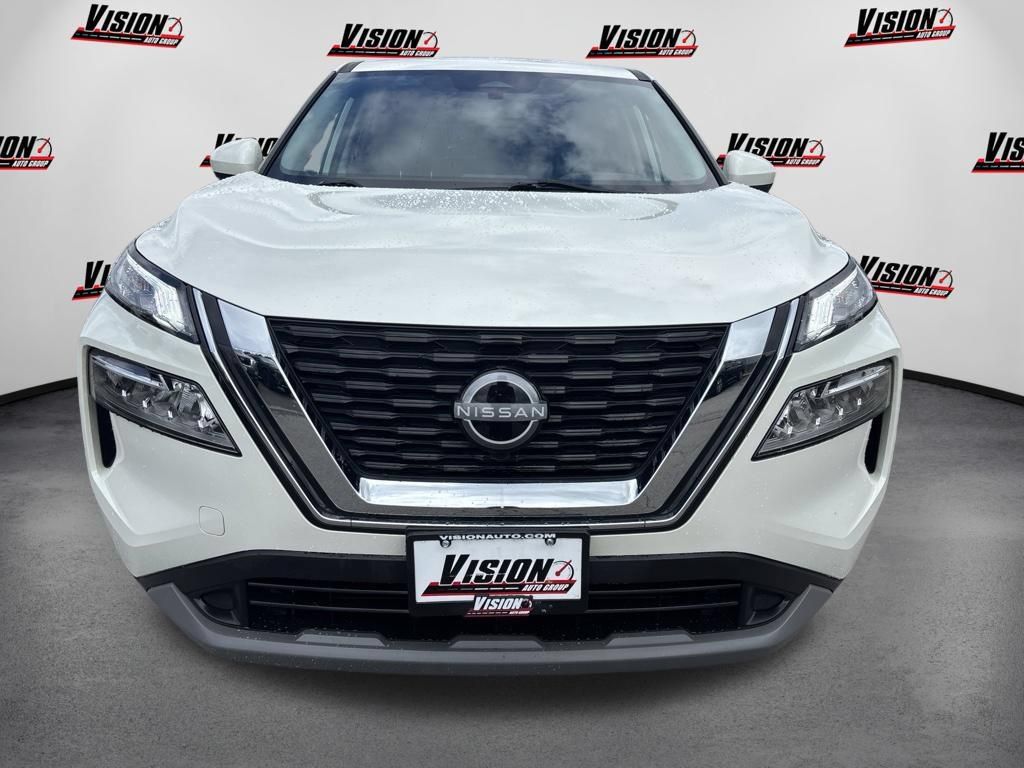 Certified 2023 Nissan Rogue SV AWD/4WD image 2