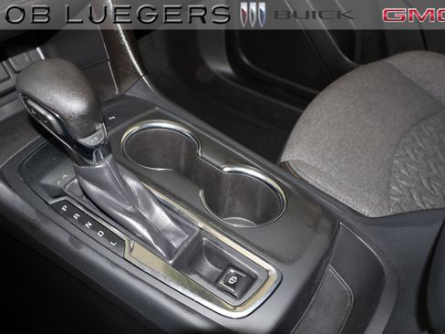 Certified 2024 Chevrolet Equinox LT FWD image 23