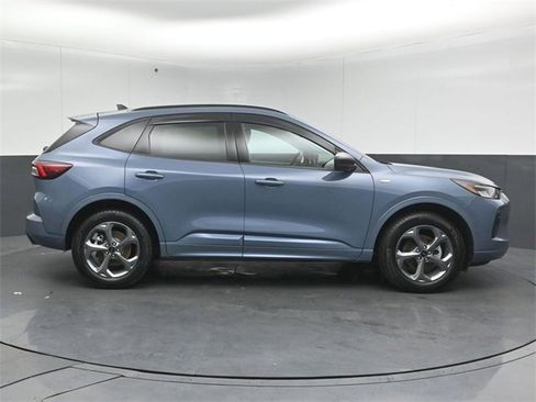 Used 2024 Ford Escape ST-Line w/ Tech Pack #1 image 8