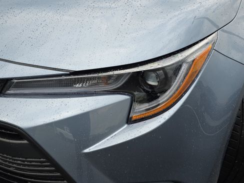 Used 2026 Toyota Corolla LE FWD image 29