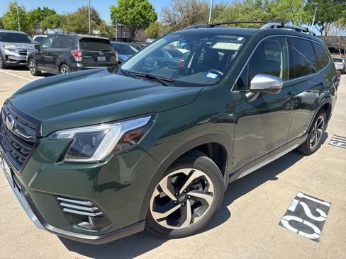 Used 2023 Subaru Forester Touring image 6
