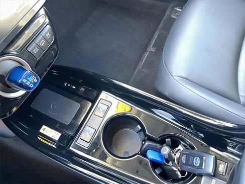 Certified 2022 Toyota Prius Prime XLE image 21