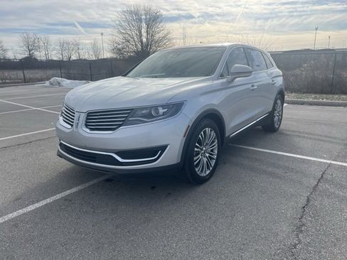 Used 2017 Lincoln MKX Reserve w/ Lincoln MKX Climate Package image 3