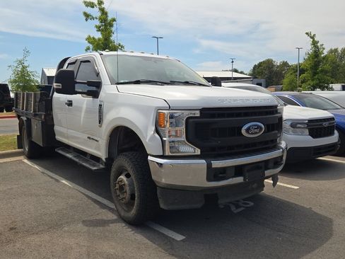 Used 2021 Ford F350 XL w/ Power Equipment Group AWD/4WD image 4