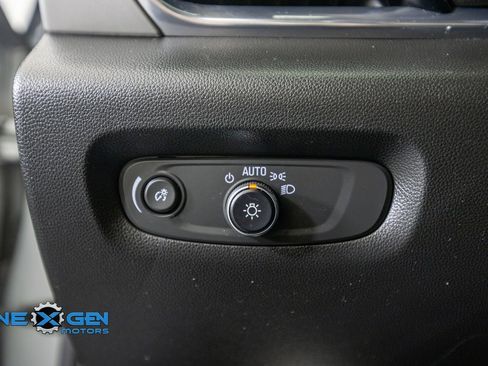 Used 2023 Chevrolet Traverse LT w/ LPO, Floor Liner Package AWD/4WD image 13