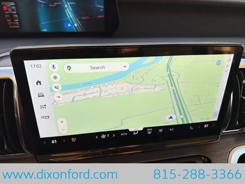 Used 2025 Ford Expedition Platinum image 9