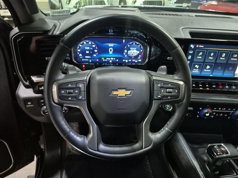 Certified 2024 Chevrolet Silverado 1500 LTZ w/ LTZ Premium Package AWD/4WD image 12