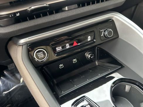 New 2025 Audi Q5 Premium Plus image 28