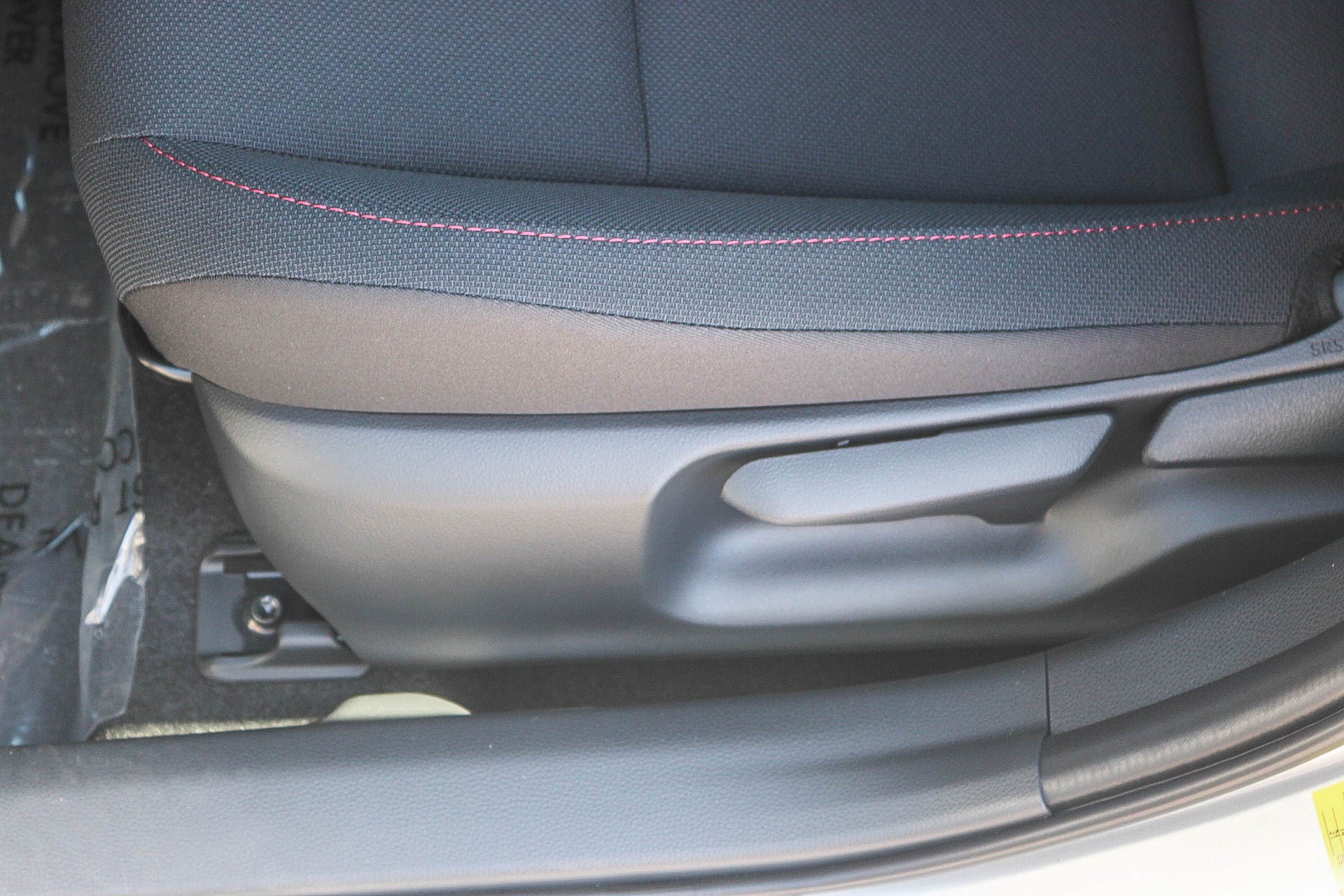 New 2027 Toyota Prius Plug-In Hybrid FWD image 24
