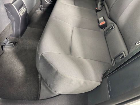 Used 2025 Toyota Corolla LE image 22