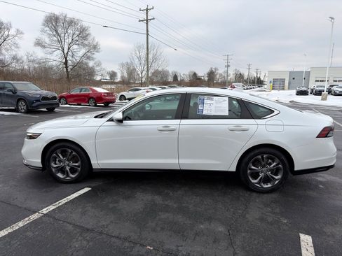 Used 2023 Honda Accord EX-L image 3