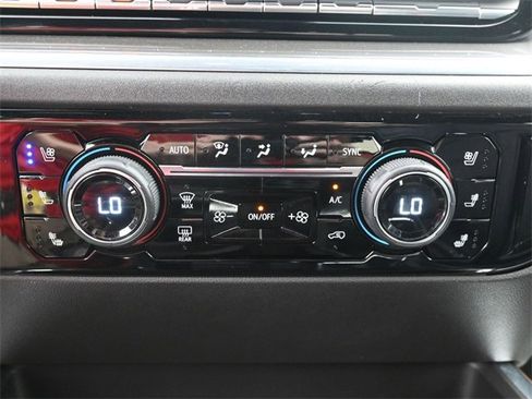 Used 2023 Chevrolet Silverado 1500 High Country w/ Technology Package image 25