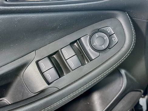 Used 2023 Buick Encore GX Select w/ Safety Package II AWD/4WD image 22