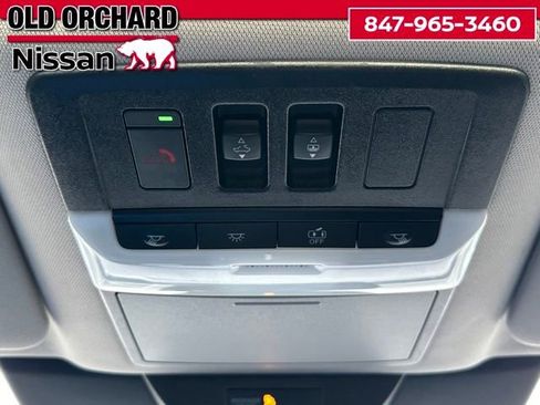 Used 2023 Nissan Pathfinder Platinum image 19