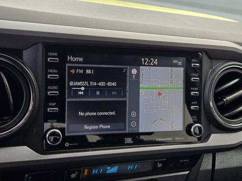 Used 2023 Toyota Tacoma TRD Off-Road w/ TRD Premium Off Road Package image 27