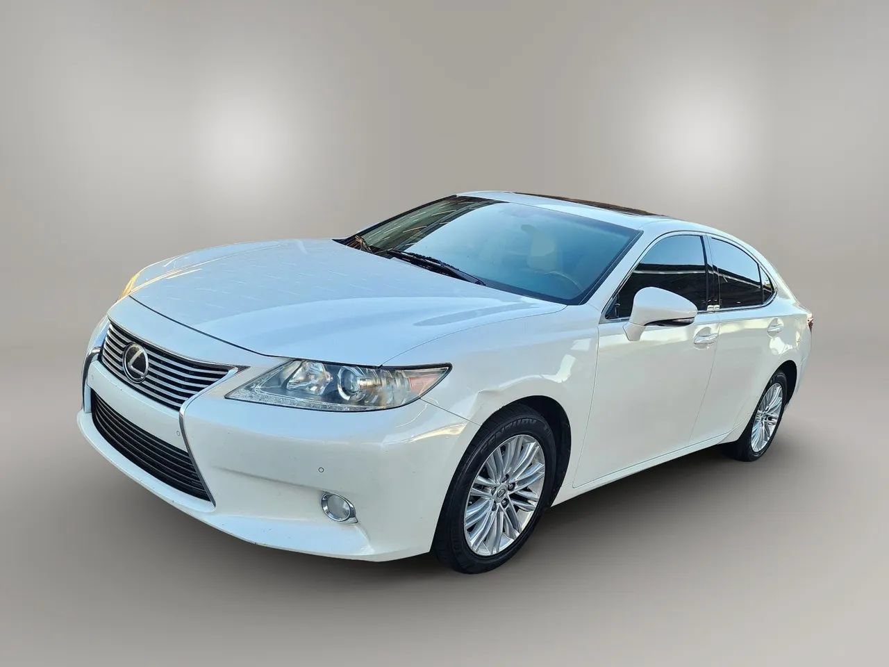 Used 2013 Lexus ES 350 w/ Premium Pkg FWD image 2