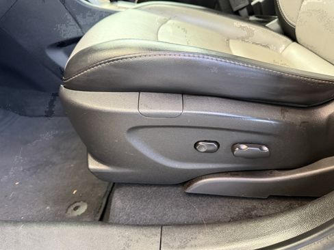 Used 2016 Chevrolet Trax LTZ image 24