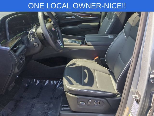 Used 2024 Cadillac Escalade Premium Luxury w/ Performance Package AWD/4WD image 16