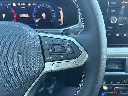 New 2026 Volkswagen Taos SEL AWD/4WD image 17