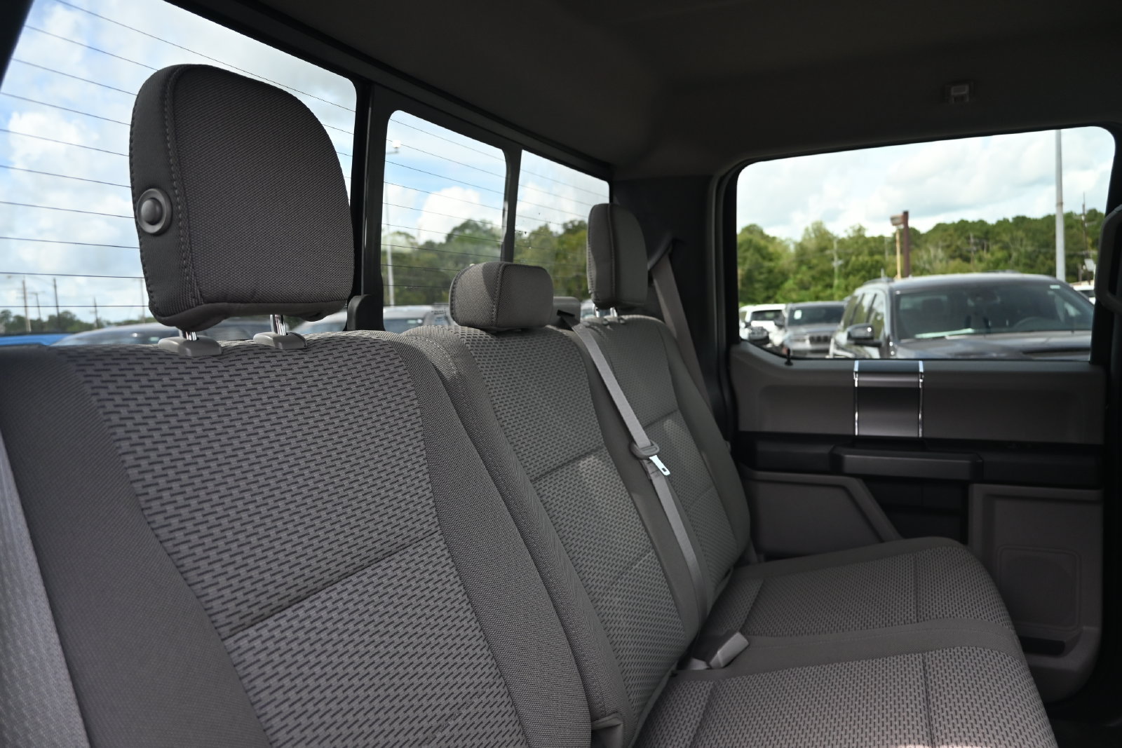 Used 2018 Ford F150 XLT w/ Equipment Group 302A Luxury RWD image 23