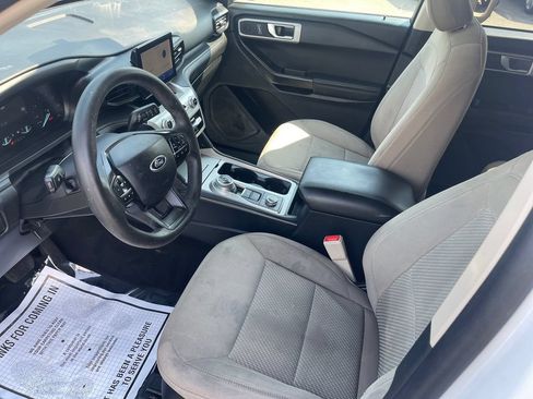 Used 2021 Ford Explorer 4WD image 12