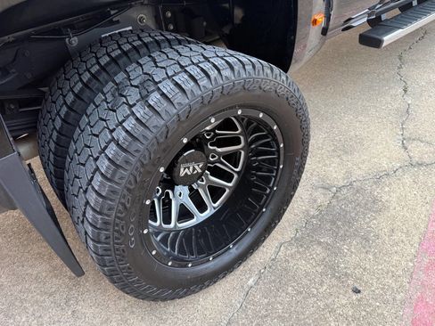 Used 2015 GMC Sierra 3500 Denali w/ Duramax Plus Package image 37