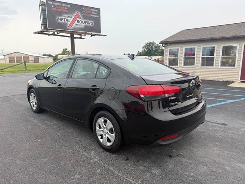Used 2017 Kia Forte LX FWD image 7