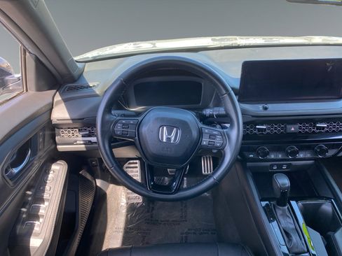 Used 2024 Honda Accord Sport image 12