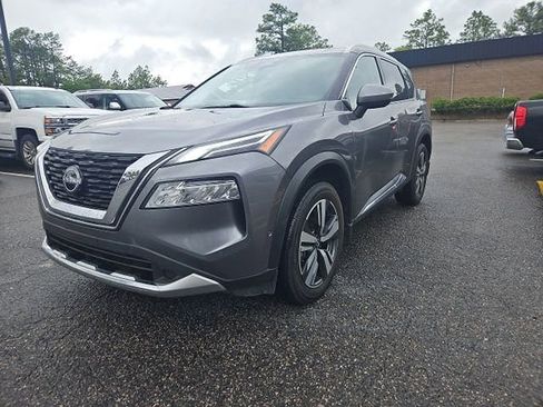 Certified 2023 Nissan Rogue Platinum w/ Platinum Premium Package AWD/4WD image 2