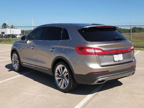 Used 2018 Lincoln MKX Reserve w/ Driver Assistance Package image 7