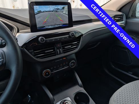 Used 2020 Ford Escape SE image 30