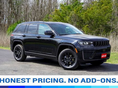 New 2026 Jeep Grand Cherokee Altitude RWD image 1