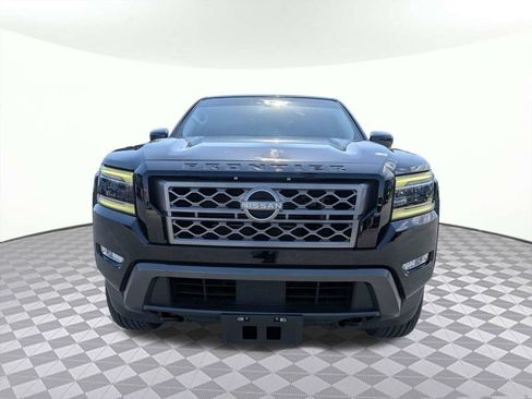 Used 2023 Nissan Frontier SV w/ SV Premium Package AWD/4WD image 8