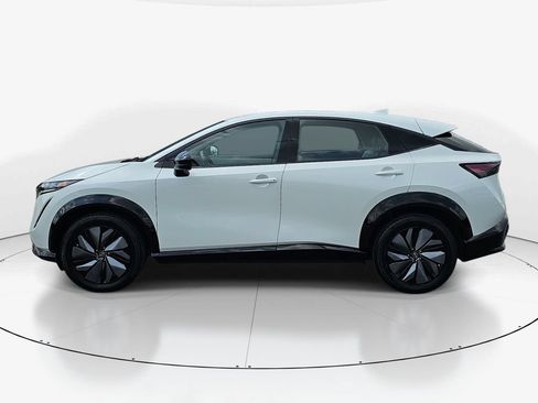Used 2024 Nissan Ariya AWD image 10