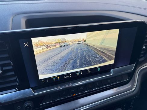 Used 2025 Chevrolet Silverado 3500 High Country w/ High Country Premium Package image 33