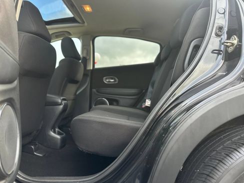 Used 2016 Honda HR-V EX image 19