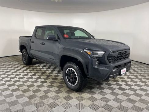 New 2026 Toyota Tacoma TRD Off-Road w/ TRD Off Road Premium Package image 7