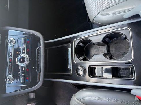 Used 2020 Lincoln Corsair Reserve FWD image 16