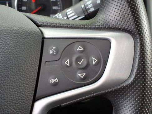 Used 2024 GMC Terrain SLE FWD image 19