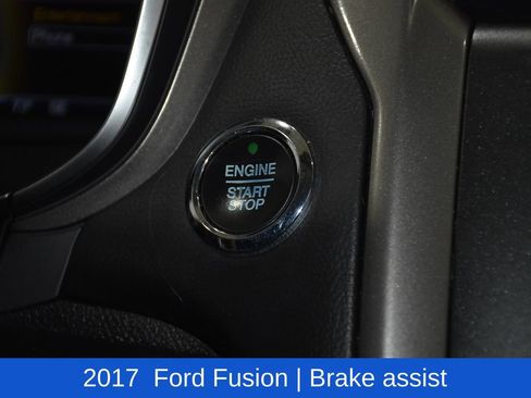 Used 2017 Ford Fusion SE w/ Fusion SE Technology Package FWD image 12