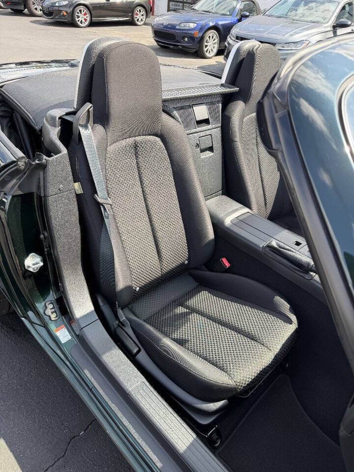Used 2007 MAZDA MX-5 Miata Sport RWD image 18