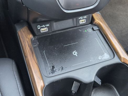 Used 2021 Honda CR-V Touring image 17